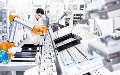 Cobots Are Collaborators. AI Will Make Them Partners