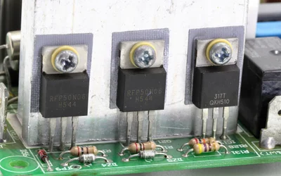 IGBT Transistor: Device Physics and Structure