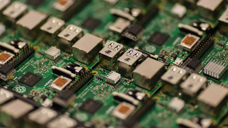 The Ultimate Guide to Trace-to-Pad Clearance in PCB Design