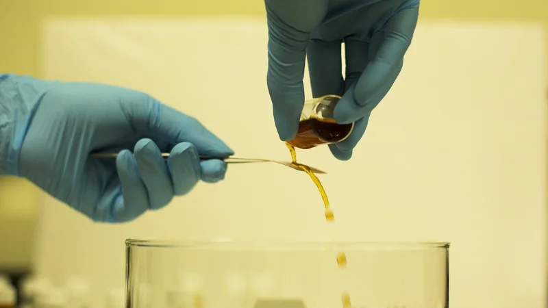 IMAGE:  Researchers in MSE Professor Anish Tuteja's Research Group, Polymers, Surfaces, and Interfaces (PSI-ψ); demonstrate use of their new development -- surfaces that repel every known liquid known as "superomniphobic surfaces." Photo: Joseph Xu, Michigan Engineering Communications & Marketing