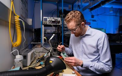 World's first room-temp quantum computer set for release