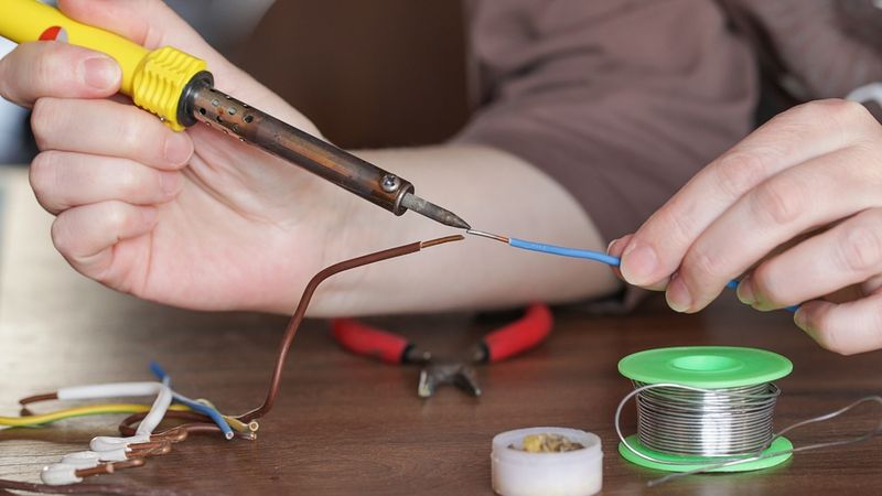 Solder Copper Wires with a Soldering Iron