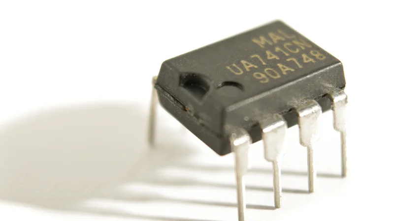 Inverting vs Non Inverting Op Amp: Complete Design Guide & Best Practices 2025