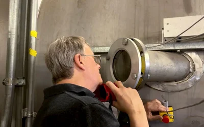 NASA Fires Up Powerful Lithium-Fed Thruster for Trips to Mars