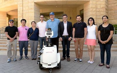 Stanford's JackRabbot 2: The polite pedestrian robot