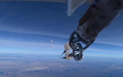 World-first in-flight measurements of contrails from hydrogen propulsion