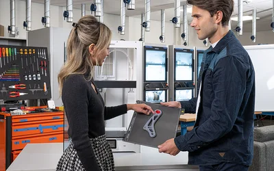 3D Printing vs CNC: Comparing Additive and Subtractive Manufacturing