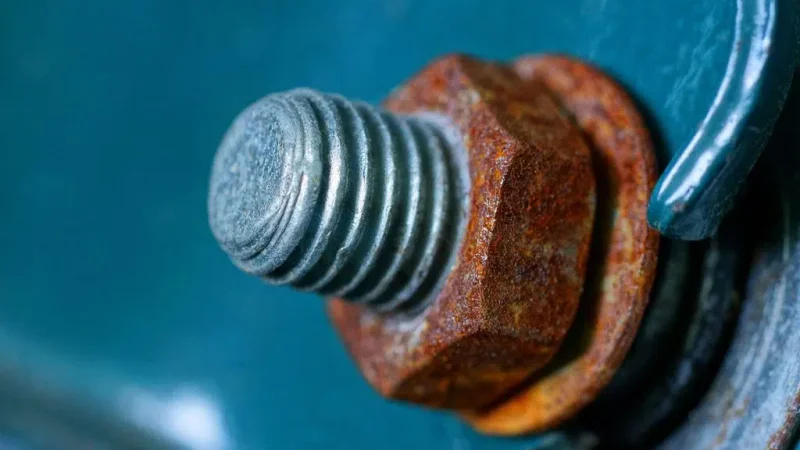 Fastened Nut suffering from Galvanic Corrosion 