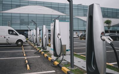 Soothing Range Anxiety -  The Role of Connectors in EV Charging Stations