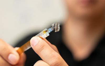 Real-time sensors to inform better wound care