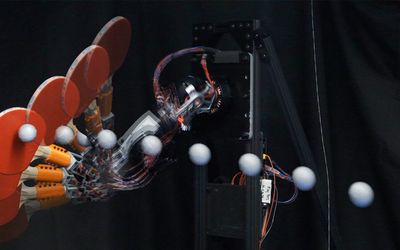 Ping pong bot returns shots with high-speed precision